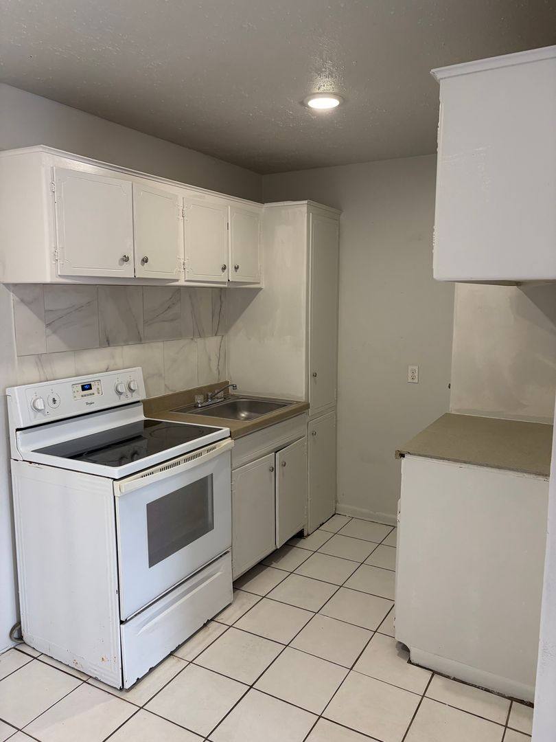 Apartment for rent at 2801 Vicksburg, Fort Smith, AR 72901