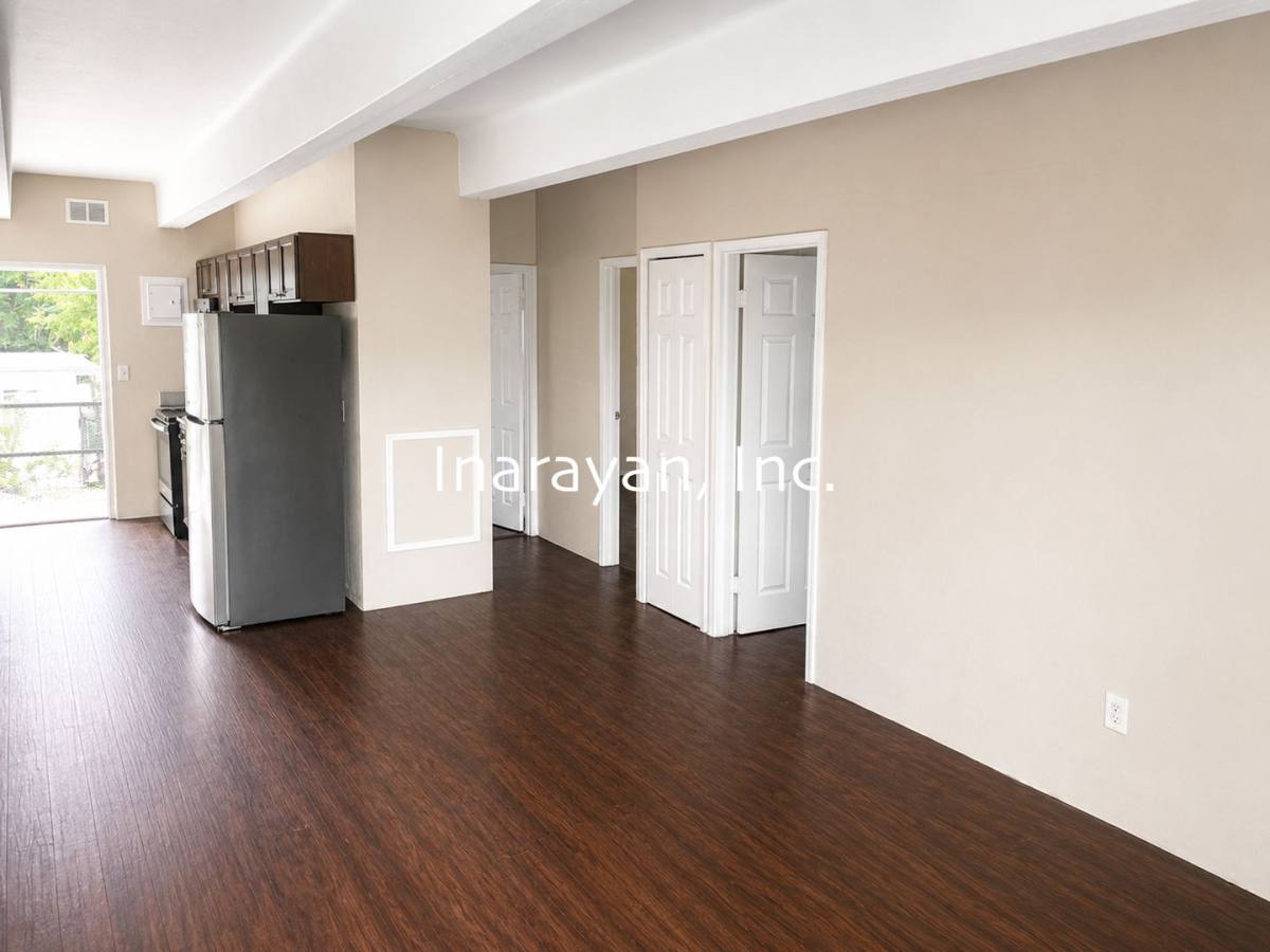 Apartment for rent at 1045 W Washington St, Orlando, FL 32805