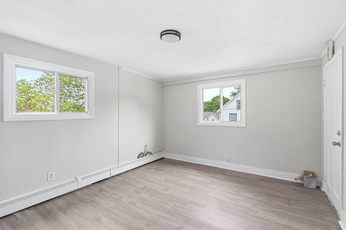 Apartment for rent at 37-39 Mead St, Manchester, NH 03104
