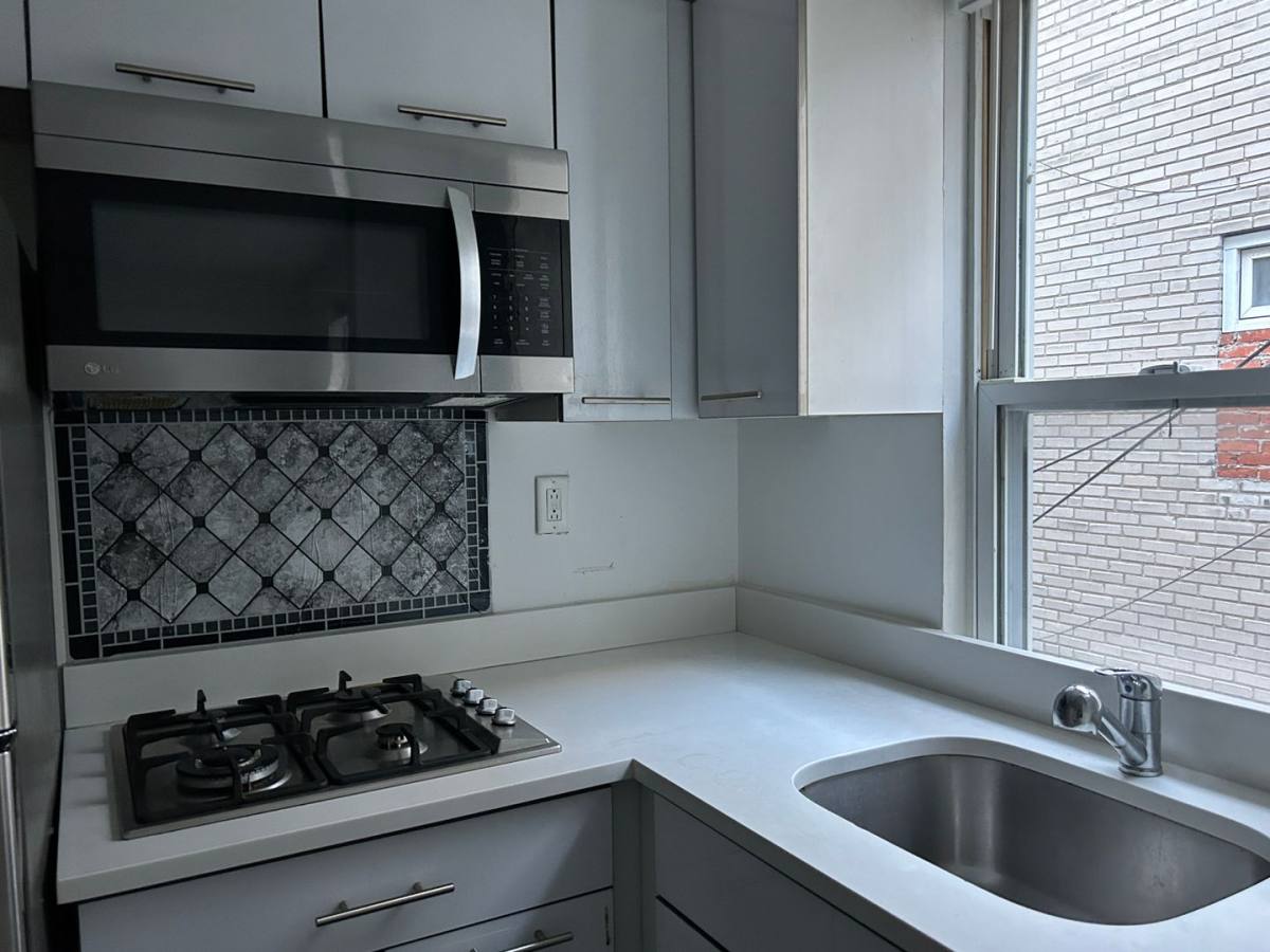 Apartment for rent at 1428 W Master St, Philadelphia, PA 19121