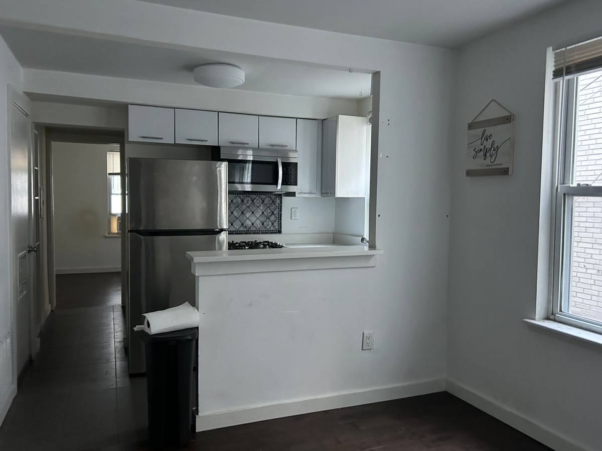 Apartment for rent at 1428 W Master St, Philadelphia, PA 19121