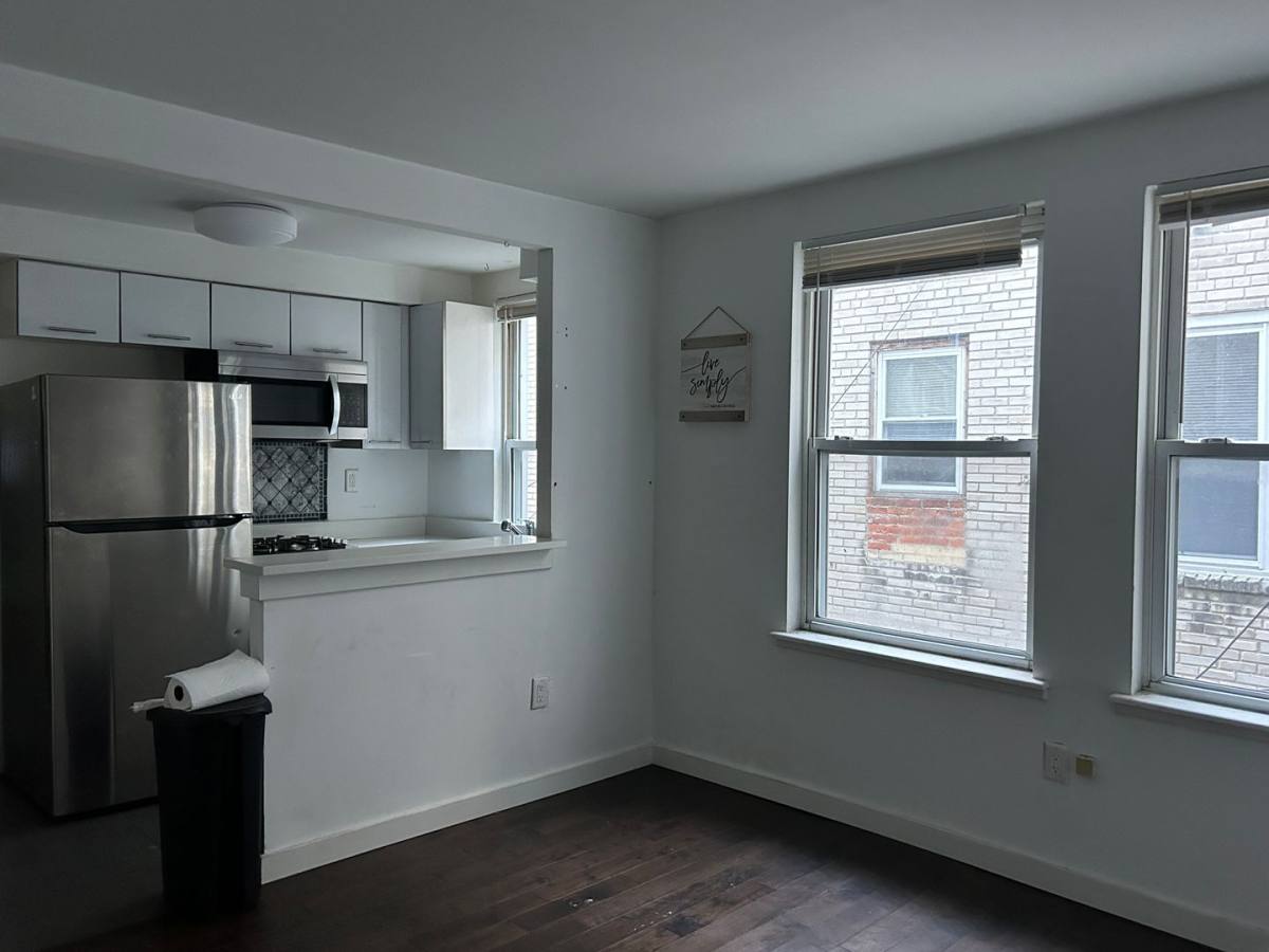 Apartment for rent at 1428 W Master St, Philadelphia, PA 19121