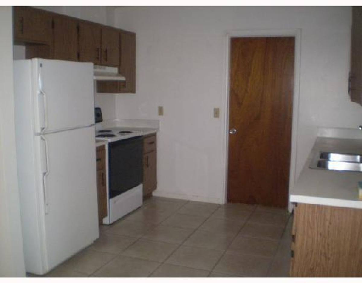 House for rent at 1881 SE Airoso Blvd, Port Saint Lucie, FL 34984