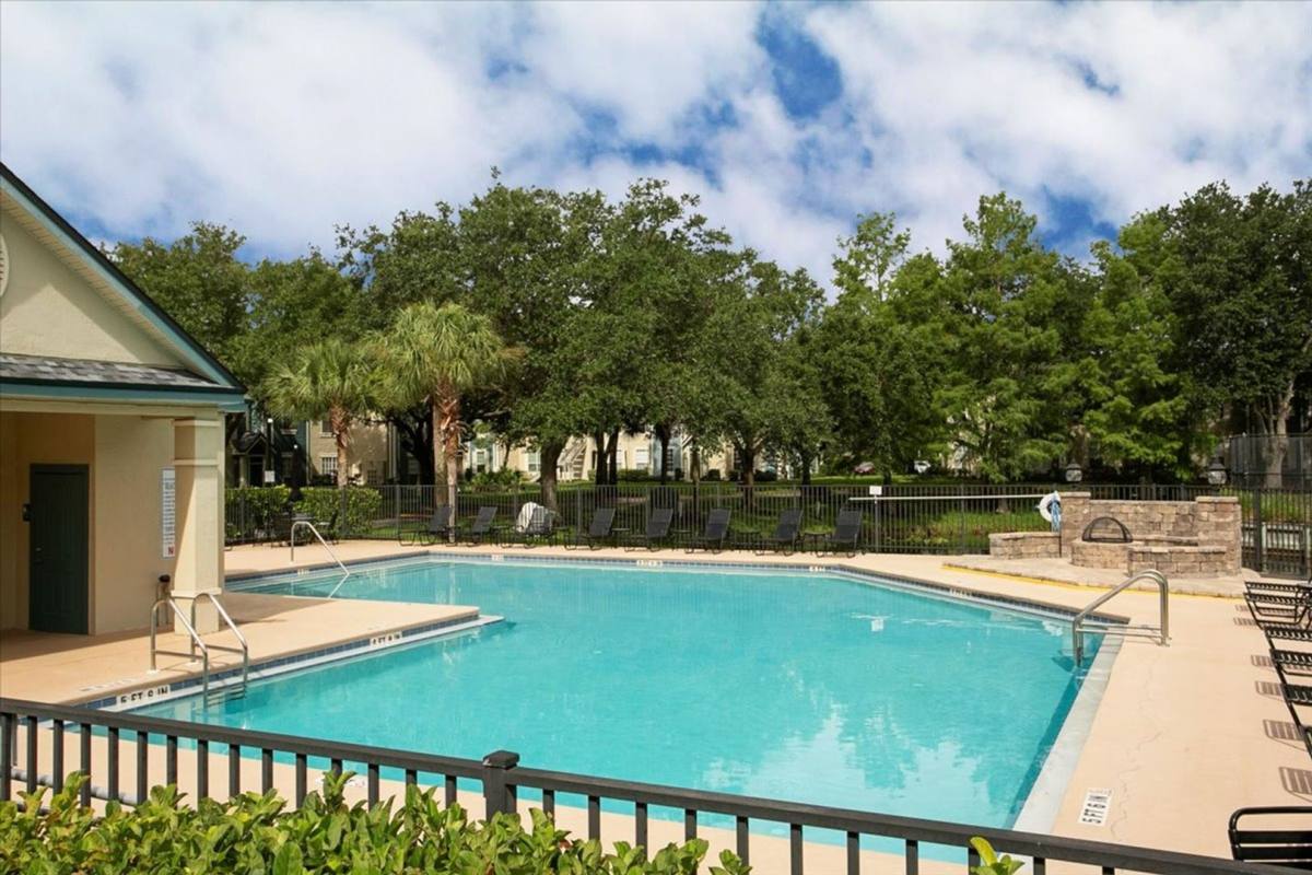 Condo for rent at 13703 Richmond Park Dr N, Jacksonville, FL 32224