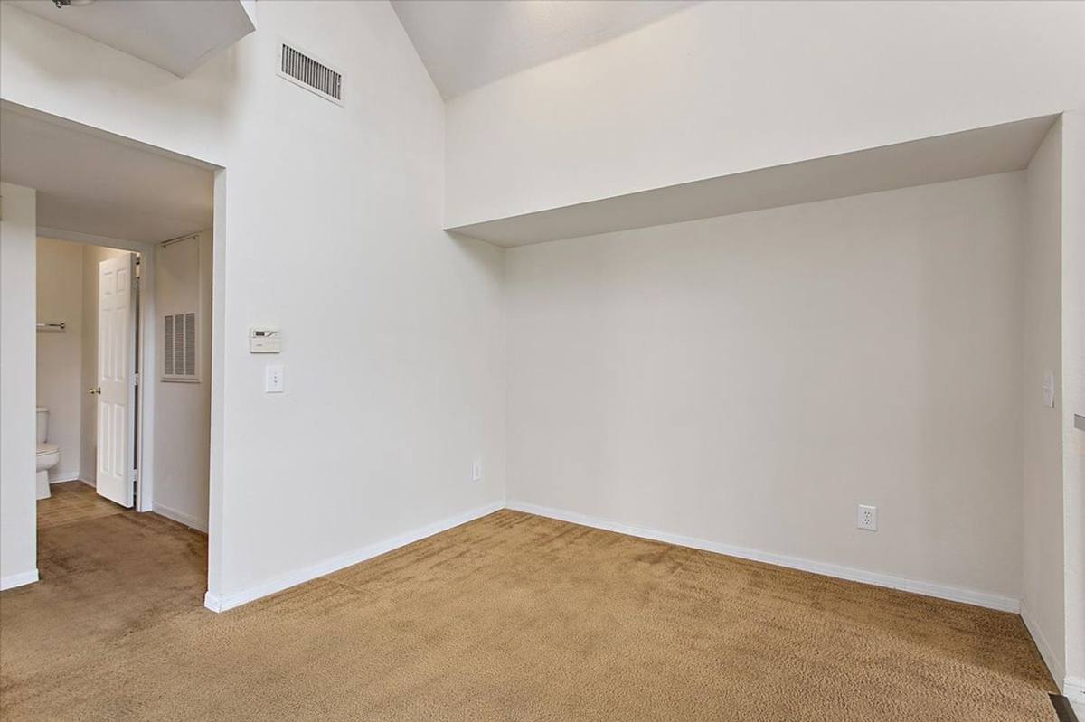 Condo for rent at 13703 Richmond Park Dr N, Jacksonville, FL 32224
