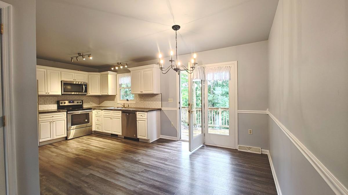 Townhouse for rent at 52 Michael Court, Ephrata, PA 17522