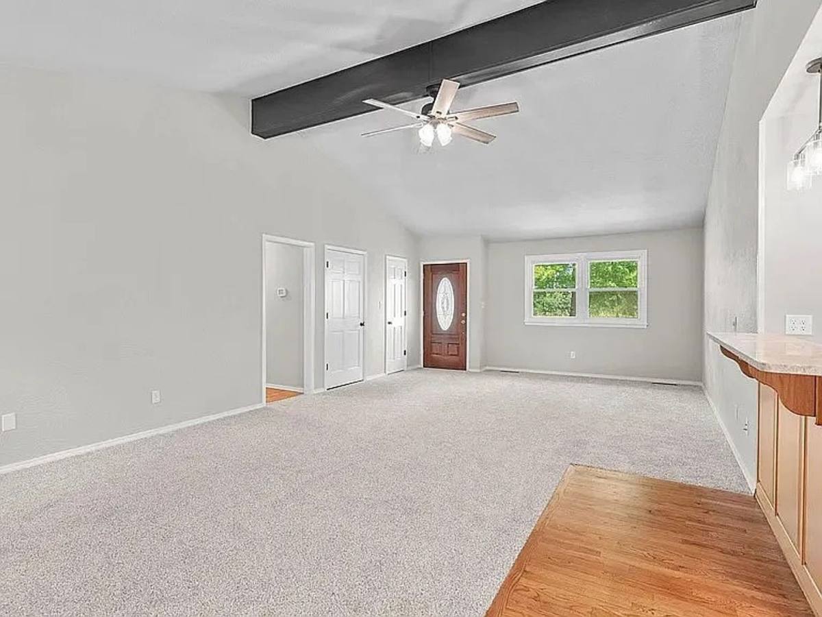 House for rent at 362 E State Highway Cc, Nixa, MO 65714