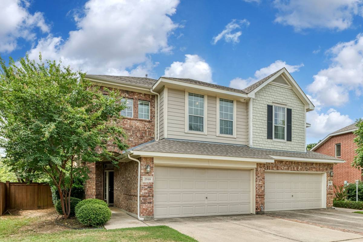 Apartment for rent at 2510 Sedona St, Mansfield, TX 76063