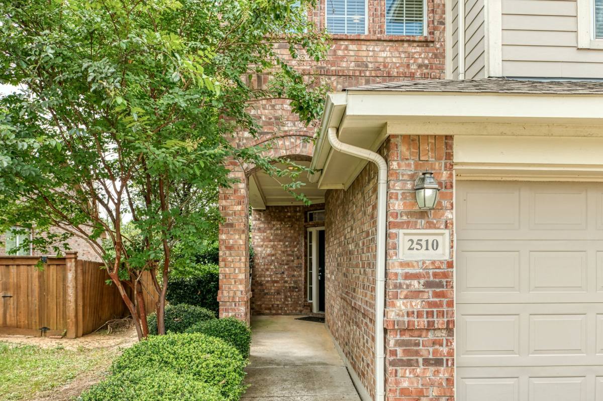 Apartment for rent at 2510 Sedona St, Mansfield, TX 76063