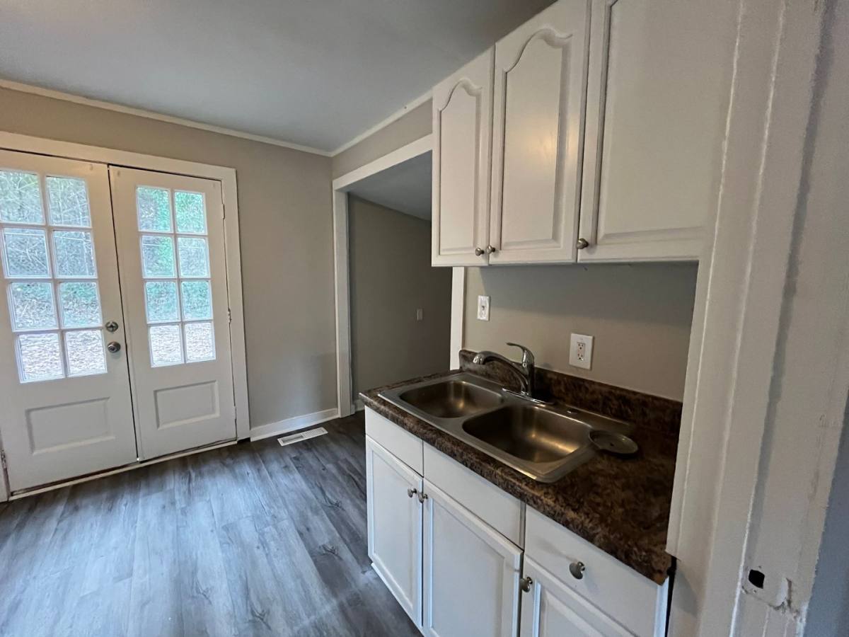 Apartment for rent at 1319 Cave Spring Rd, Rome, GA 30161