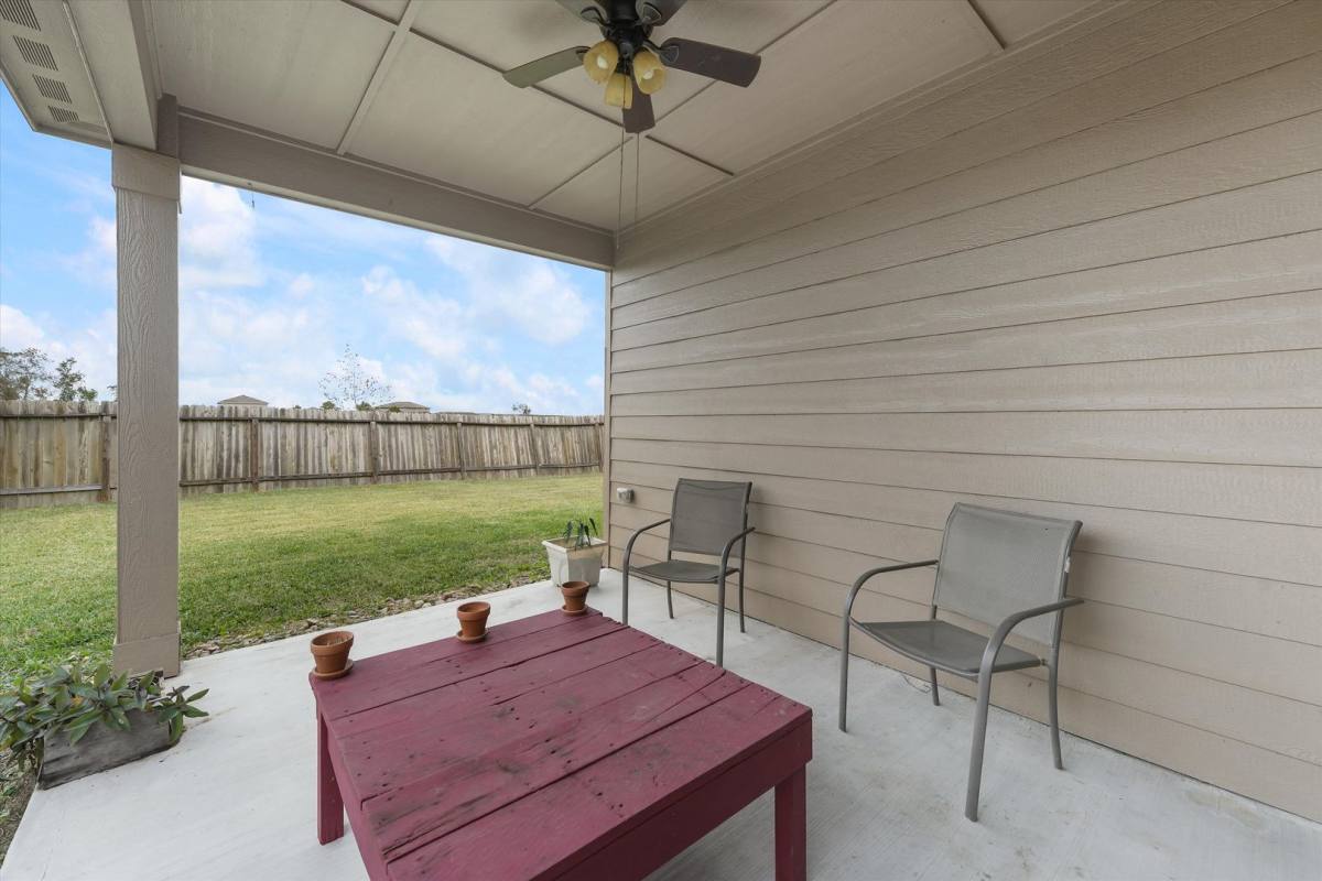 House for rent at 12026 Pearl Dr, La Marque, TX 77568