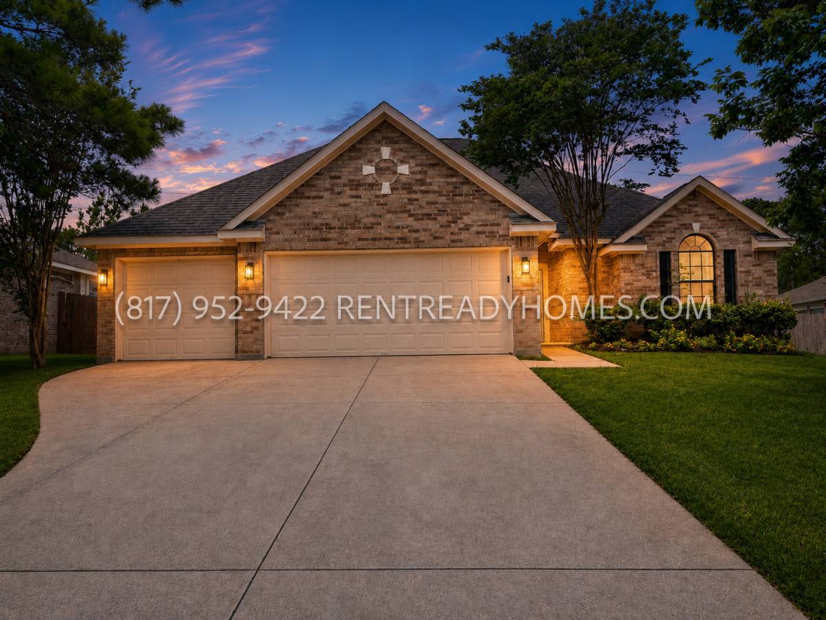 House for rent at 3813 Breckenridge Dr, Montgomery, TX 77356