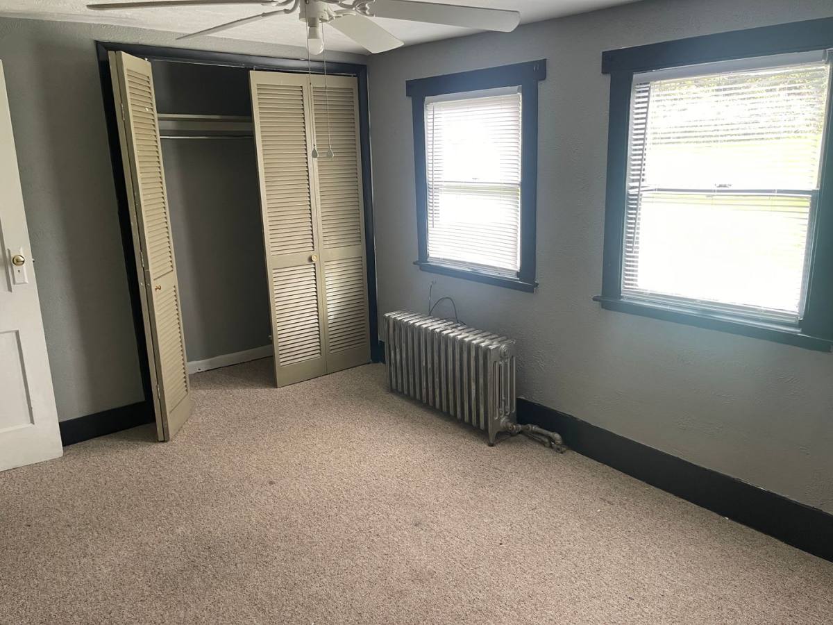 Apartment for rent at 1010 Savey St, Duquesne, PA 15110