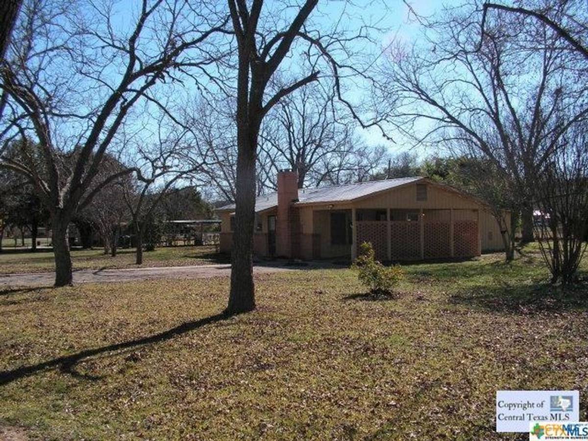 House for rent at 485 Live Falls, Canyon Lake, TX 78133