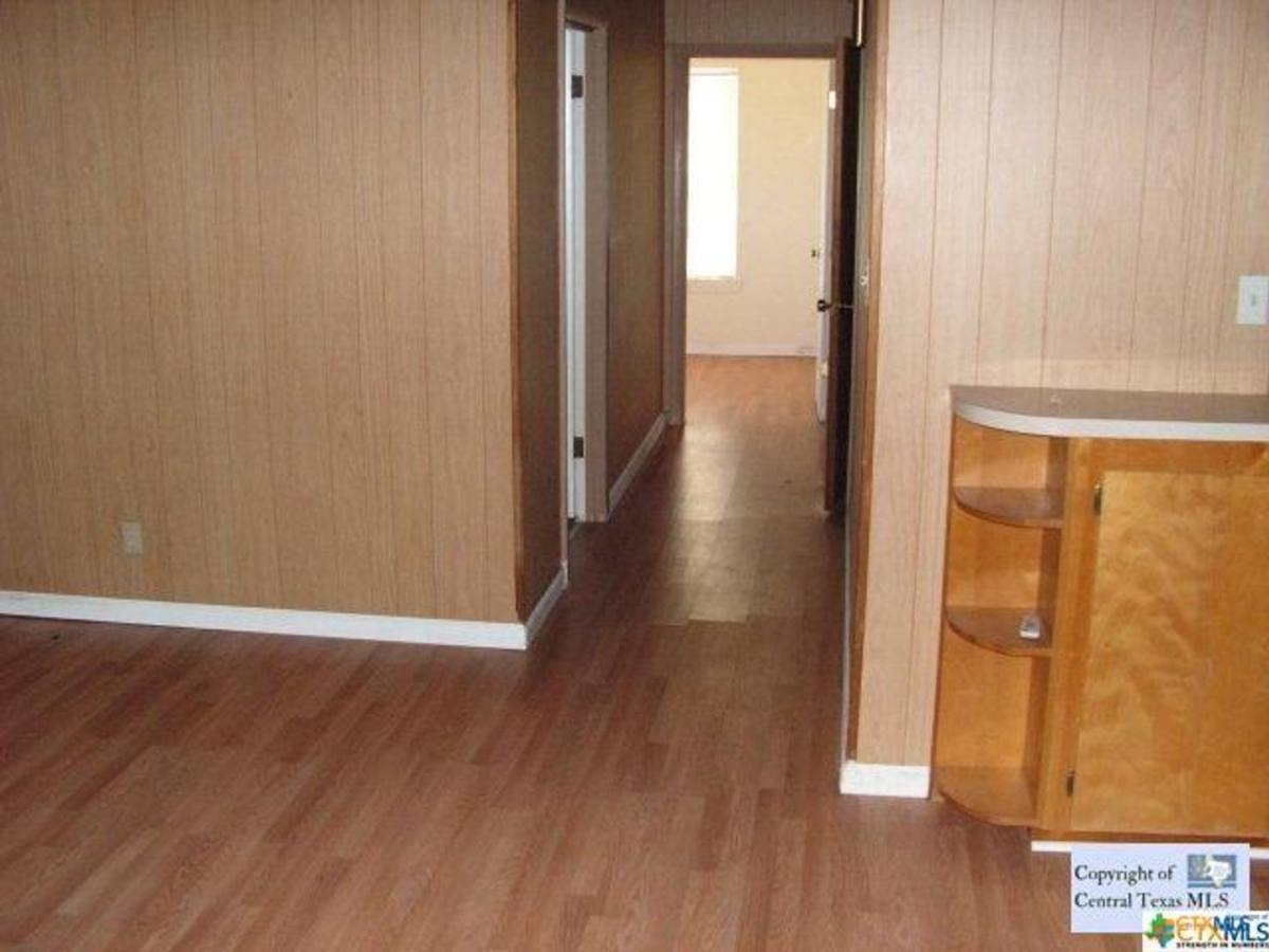 House for rent at 485 Live Falls, Canyon Lake, TX 78133