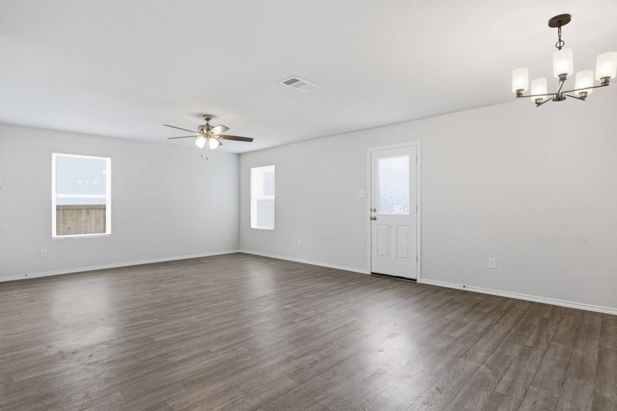 House for rent at 853 Eagles Nest Dr, Cleburne, TX 76031