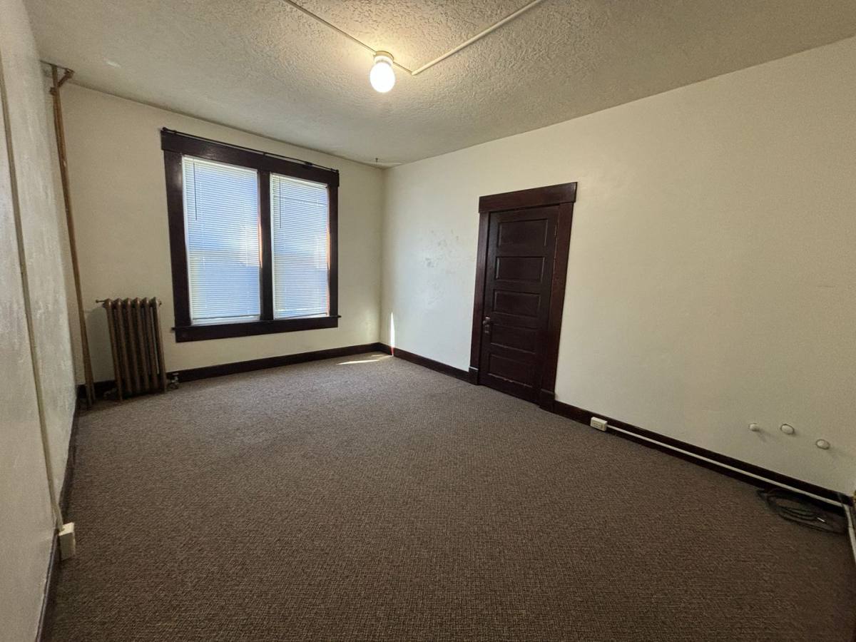 Apartment for rent at 1607 6th St, La Grande, OR 97850