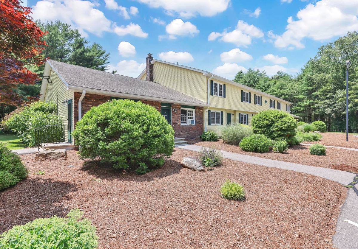 Apartment for rent at 11 Depot Rd, Willington, CT 06279