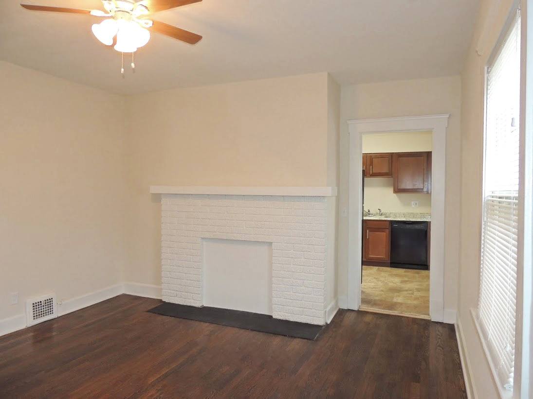 Apartment for rent at 16320 Scottsdale Rd, Cleveland, OH 44120
