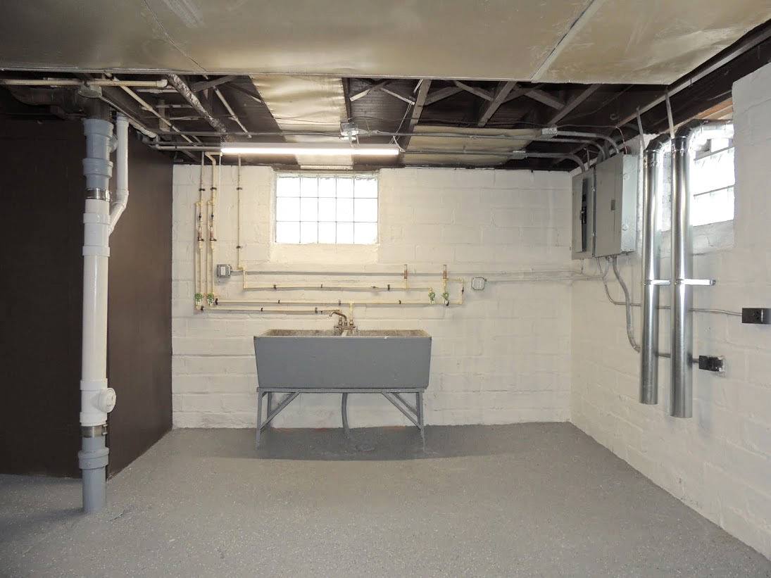 Apartment for rent at 16320 Scottsdale Rd, Cleveland, OH 44120