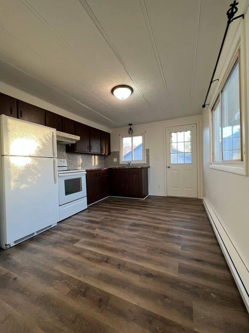Apartment for rent at Cb-2, 2810 2812 Onalaska Ave, La Crosse, WI 54603