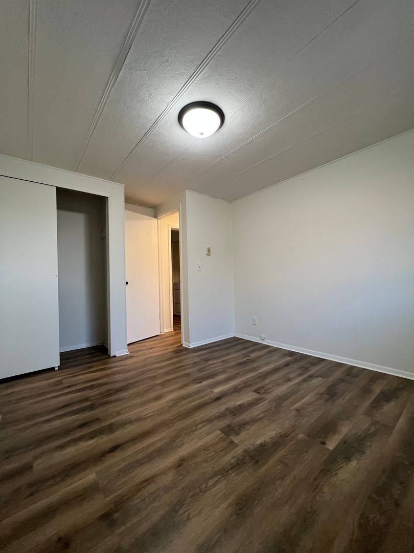 Apartment for rent at 2810 2812 Onalaska Ave, La Crosse, WI 54603