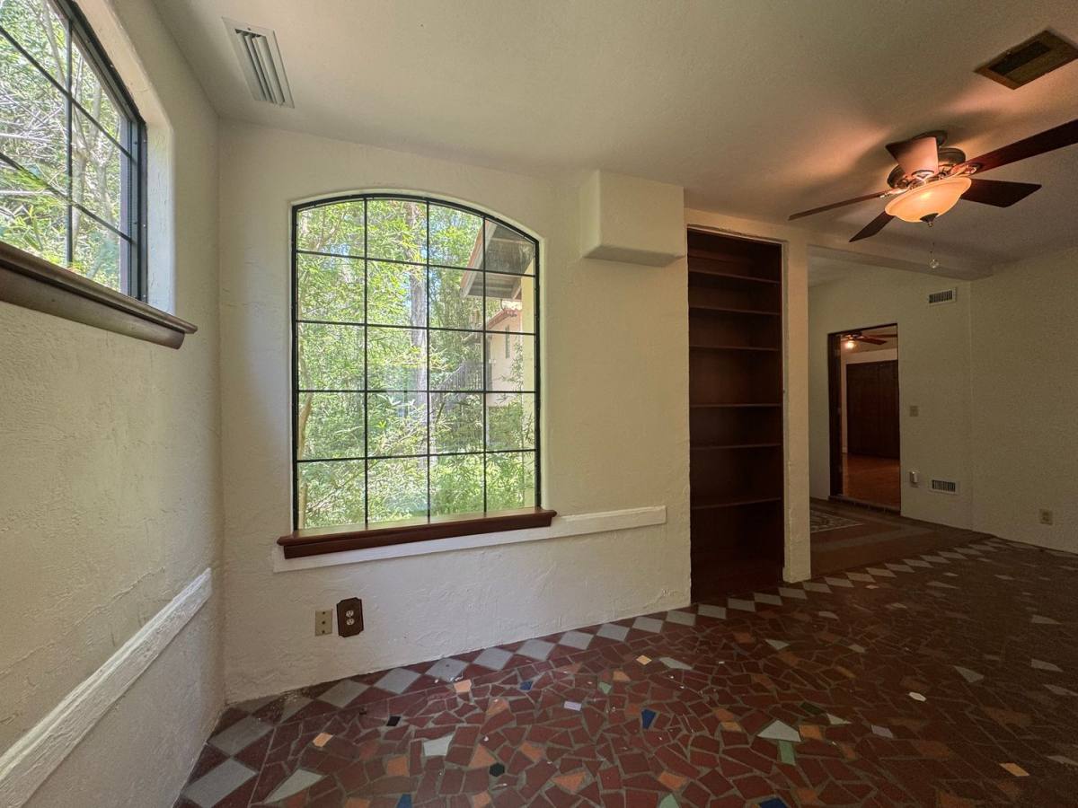 House for rent at 2616 SW 4th Place, Gainesville, FL 32607
