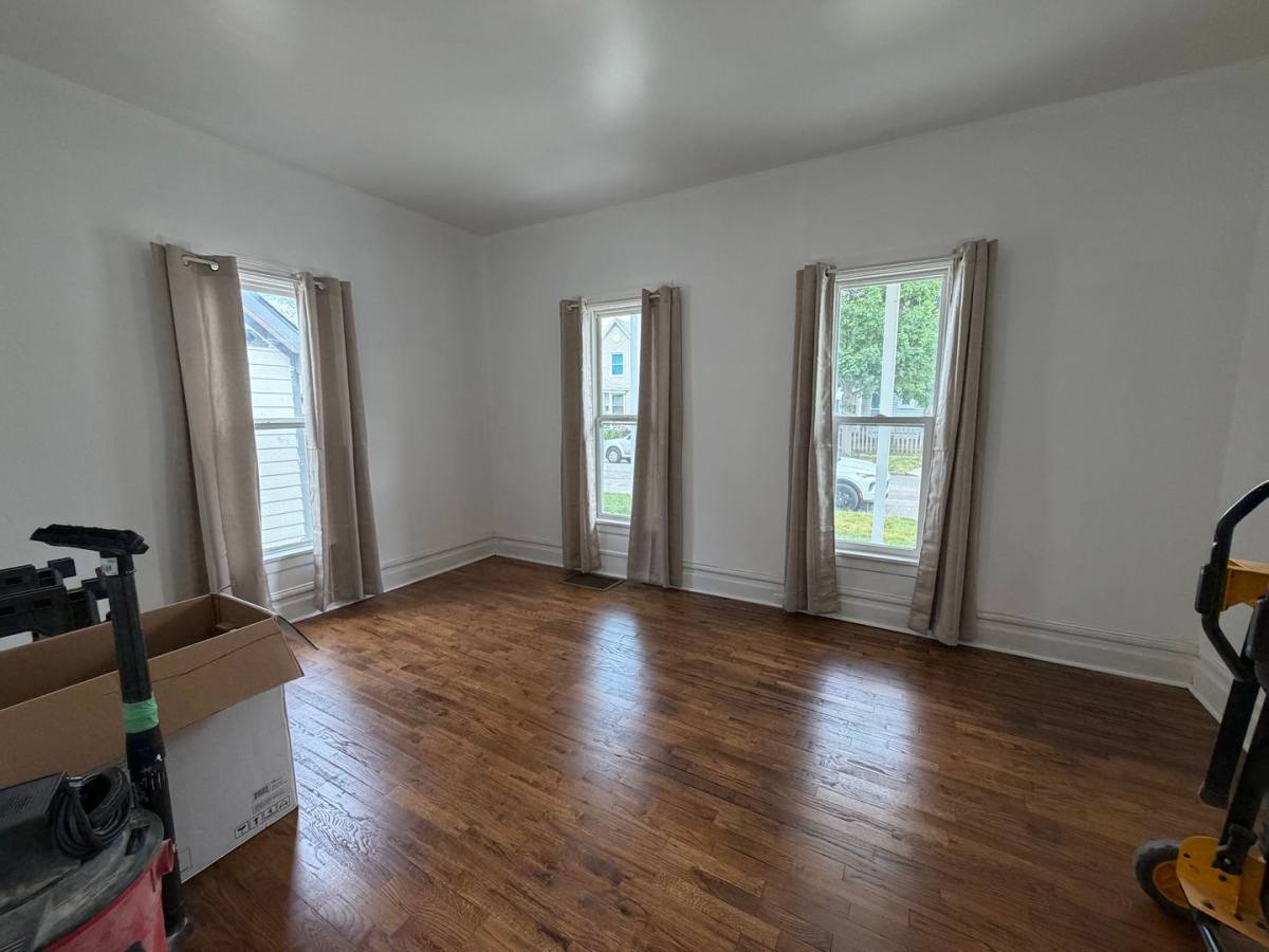 House for rent at 128 Fair St SE, Grand Rapids, MI 49507