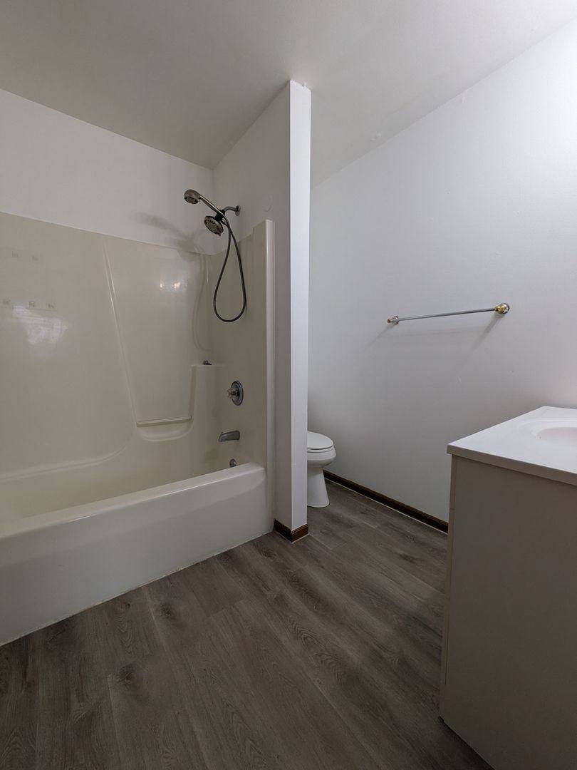 Apartment for rent at 3710 W 73rd Place, Merrillville, IN 46410