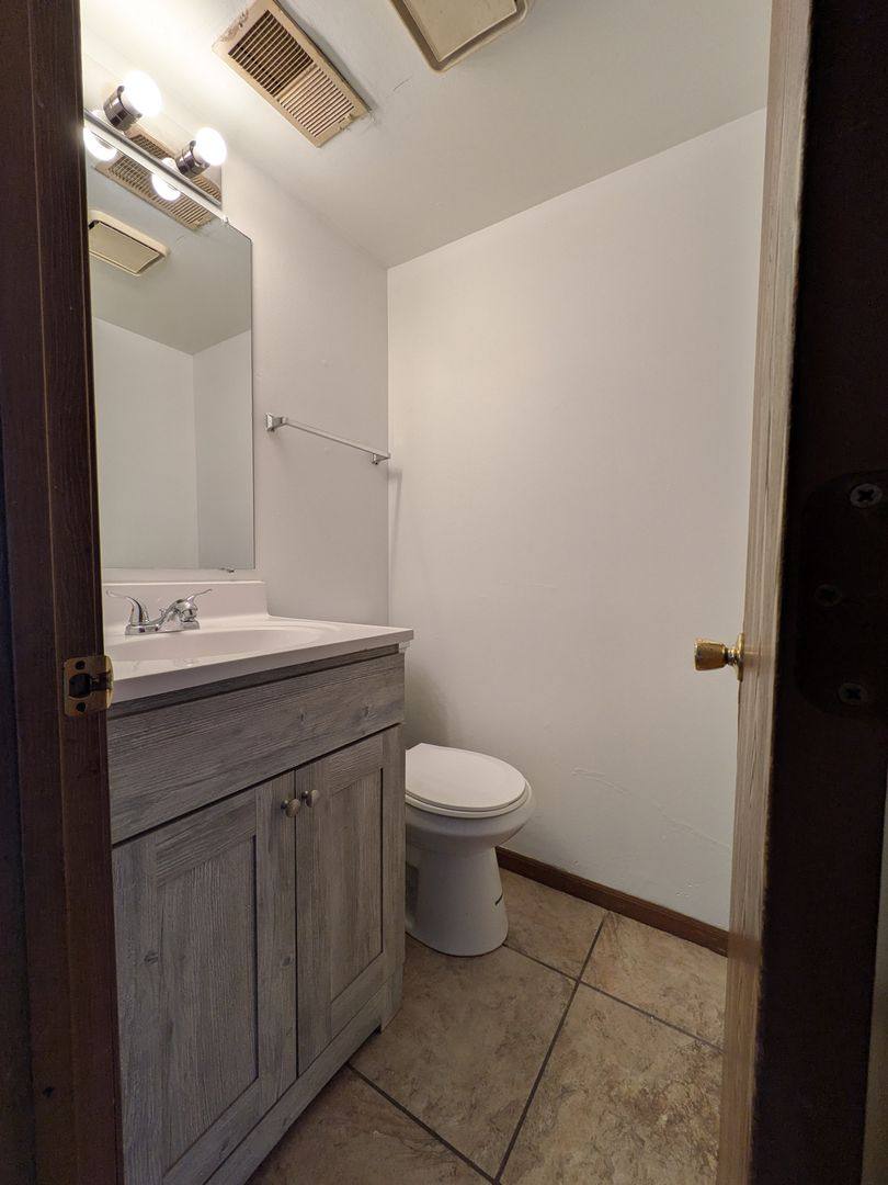 Apartment for rent at 3710 W 73rd Place, Merrillville, IN 46410
