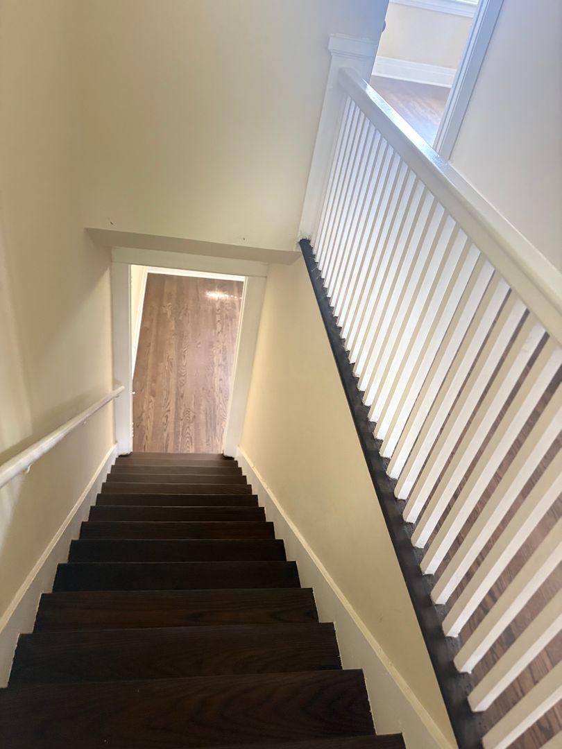 Apartment for rent at 1616 - 1628 1 2 No Vista St, Los Angeles, CA 90046