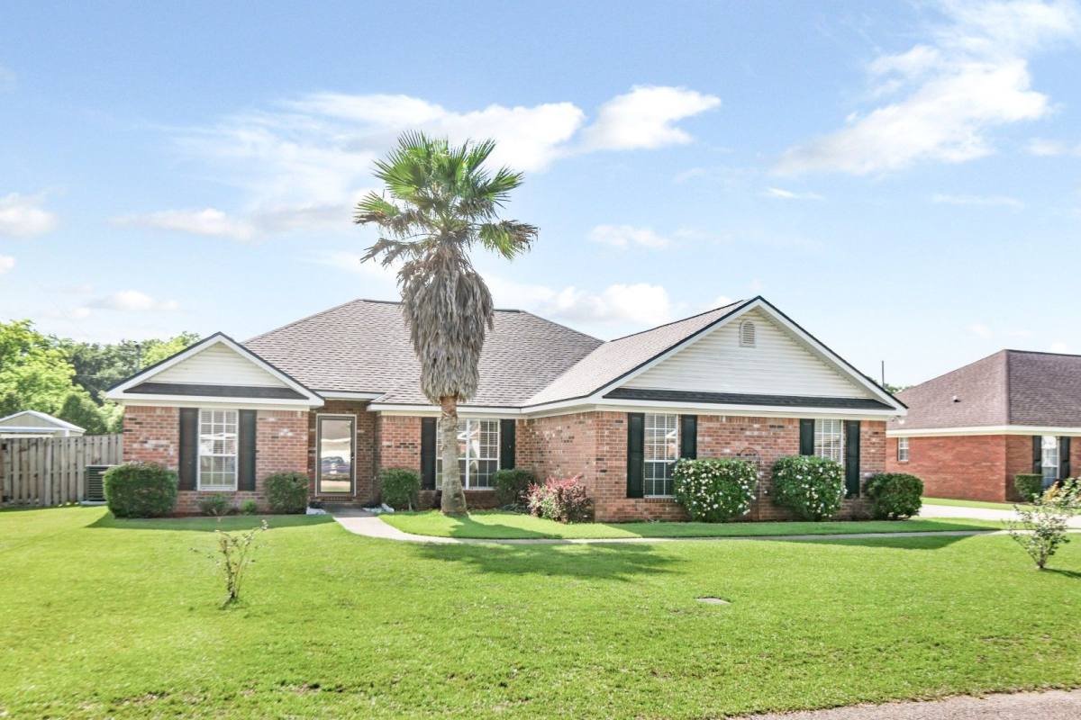 House for rent at 7130 Haleys Way, Theodore, AL 36582