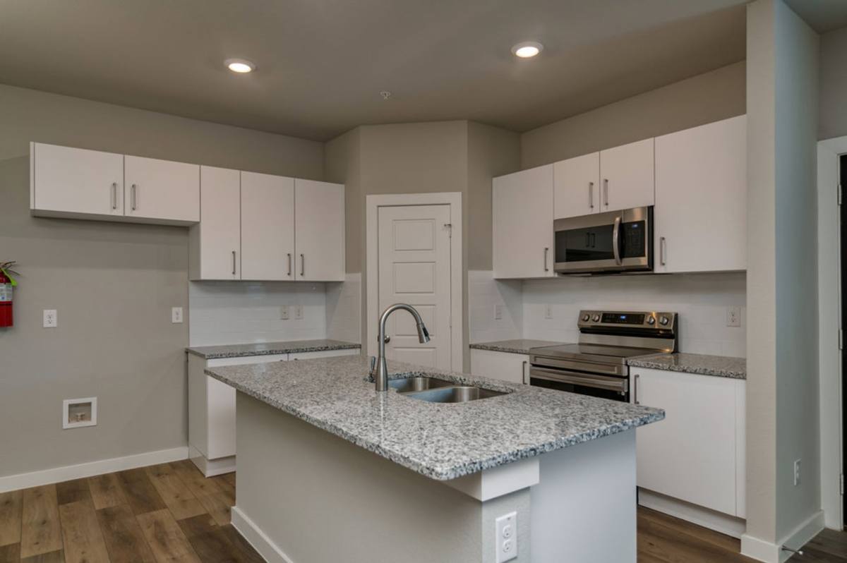 Townhouse for rent at 721 Harvest Moon Dr, Venus, TX 76084