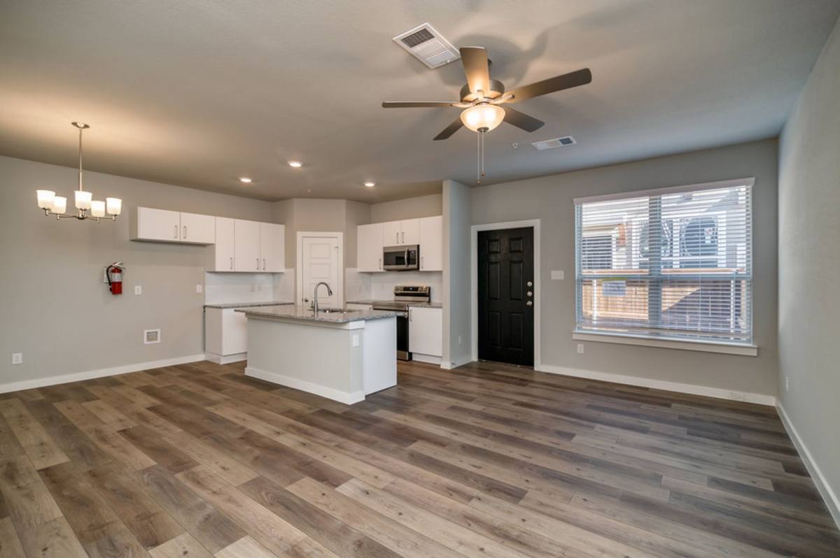 Townhouse for rent at 721 Harvest Moon Dr, Venus, TX 76084