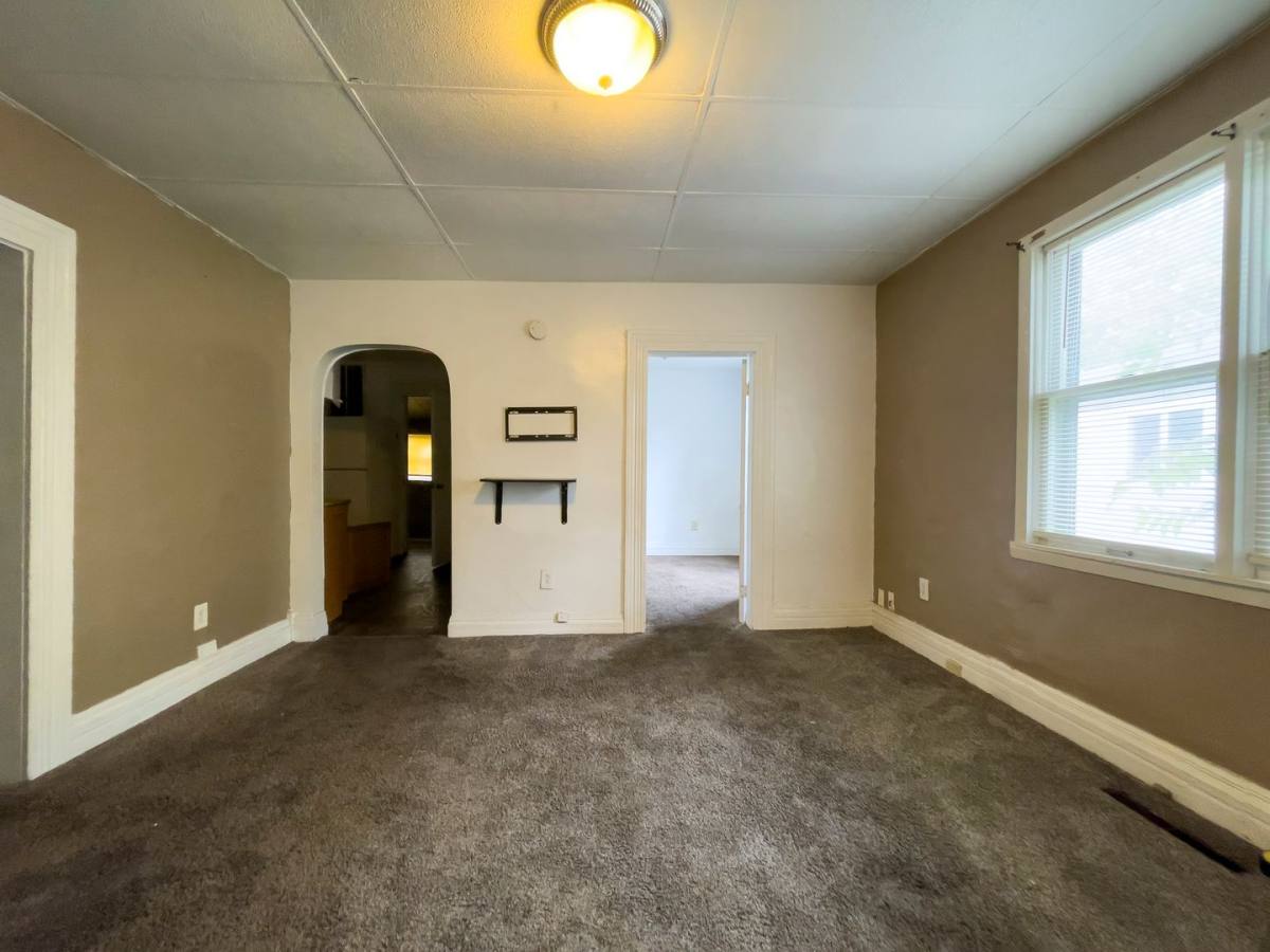 House for rent at 912 S Penn St, Muncie, IN 47302