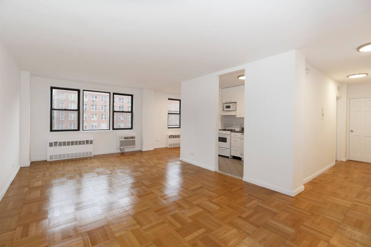 Apartment for rent at 150 E 18th St, New York, NY 10003