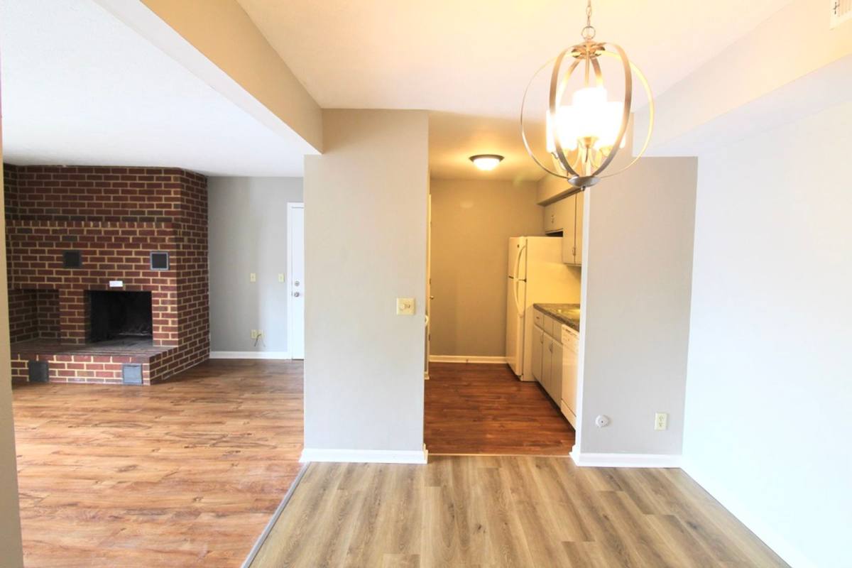 Apartment for rent at 1030-8 Blue Ridge Dr, Harrisonburg, VA 22802