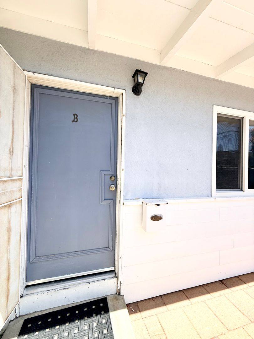 Apartment for rent at 134 S C St, Lompoc, CA 93436