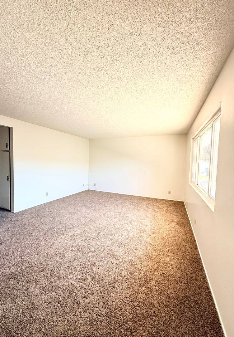 Apartment for rent at 134 S C St, Lompoc, CA 93436