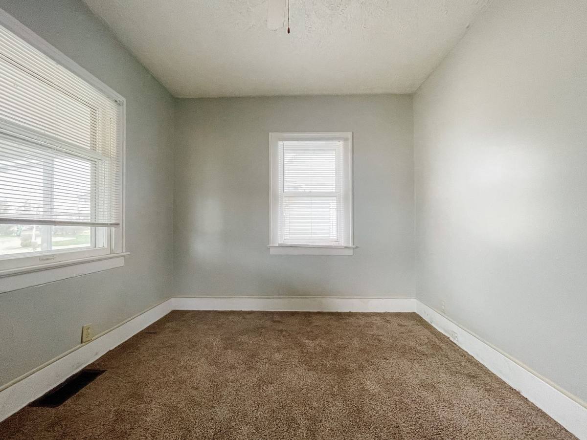 House for rent at 1317 W Memorial Dr, Muncie, IN 47302
