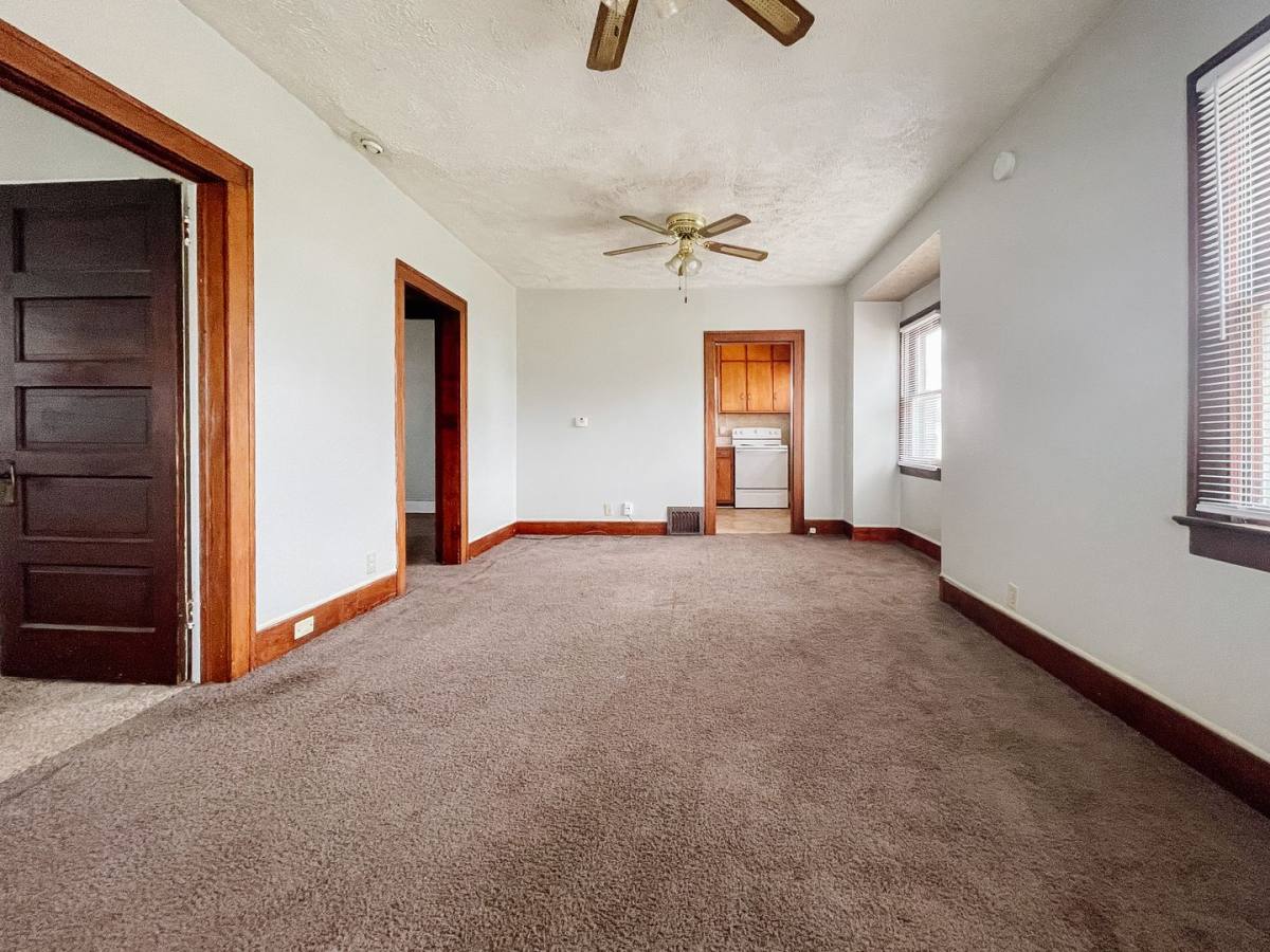 House for rent at 1317 W Memorial Dr, Muncie, IN 47302