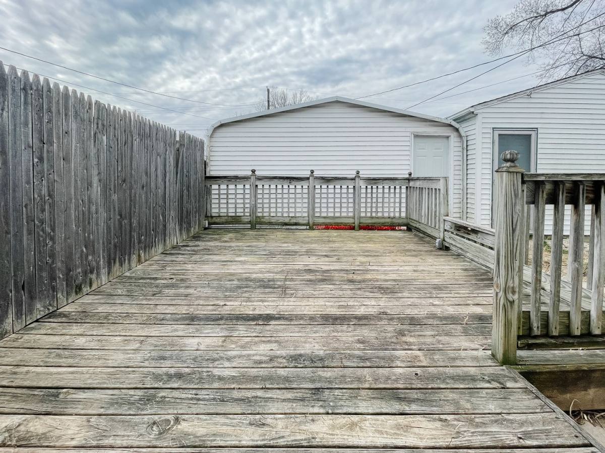 House for rent at 1317 W Memorial Dr, Muncie, IN 47302