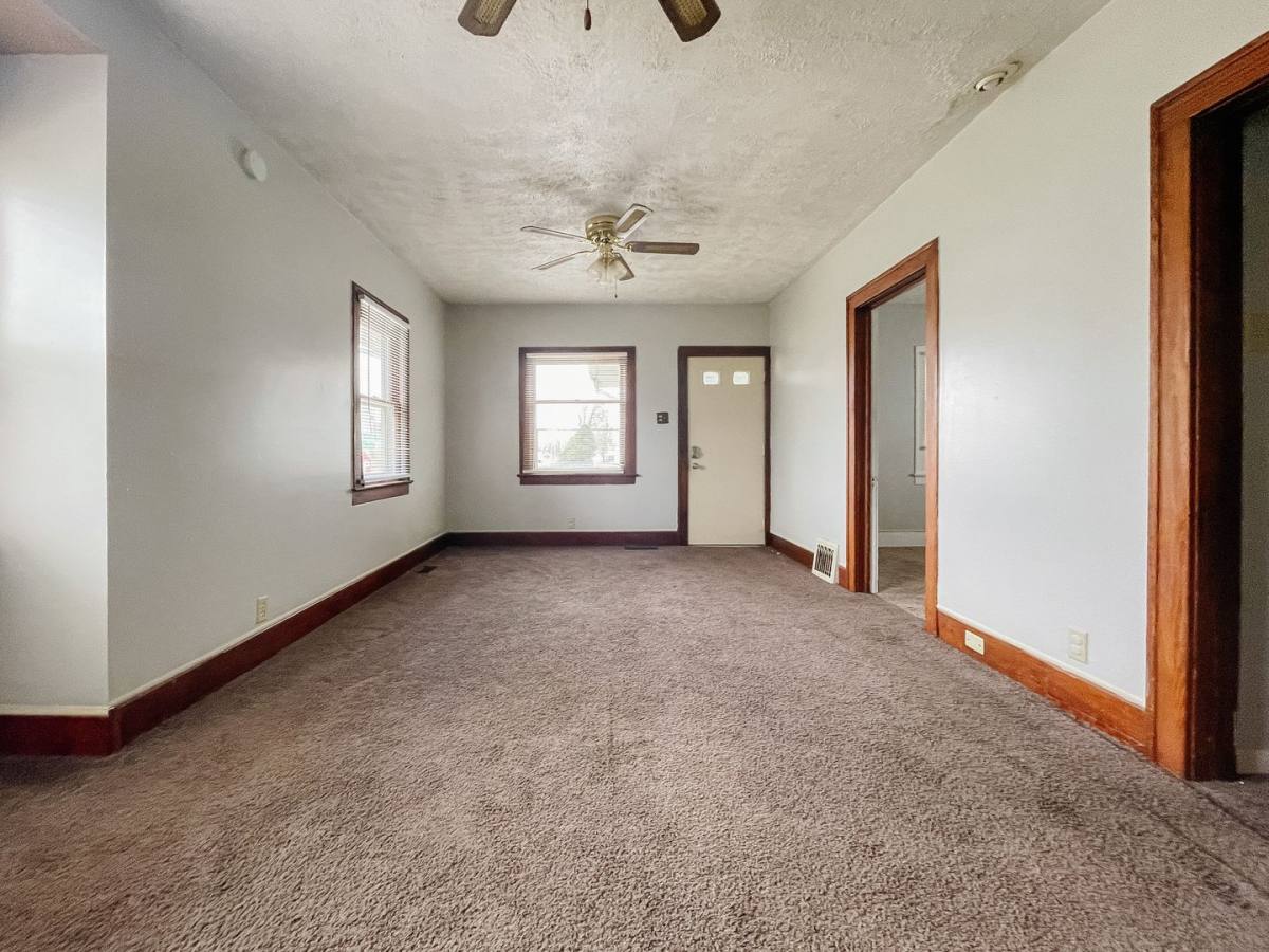 House for rent at 1317 W Memorial Dr, Muncie, IN 47302