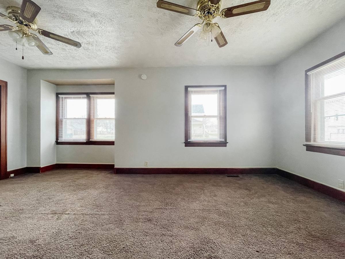 House for rent at 1317 W Memorial Dr, Muncie, IN 47302