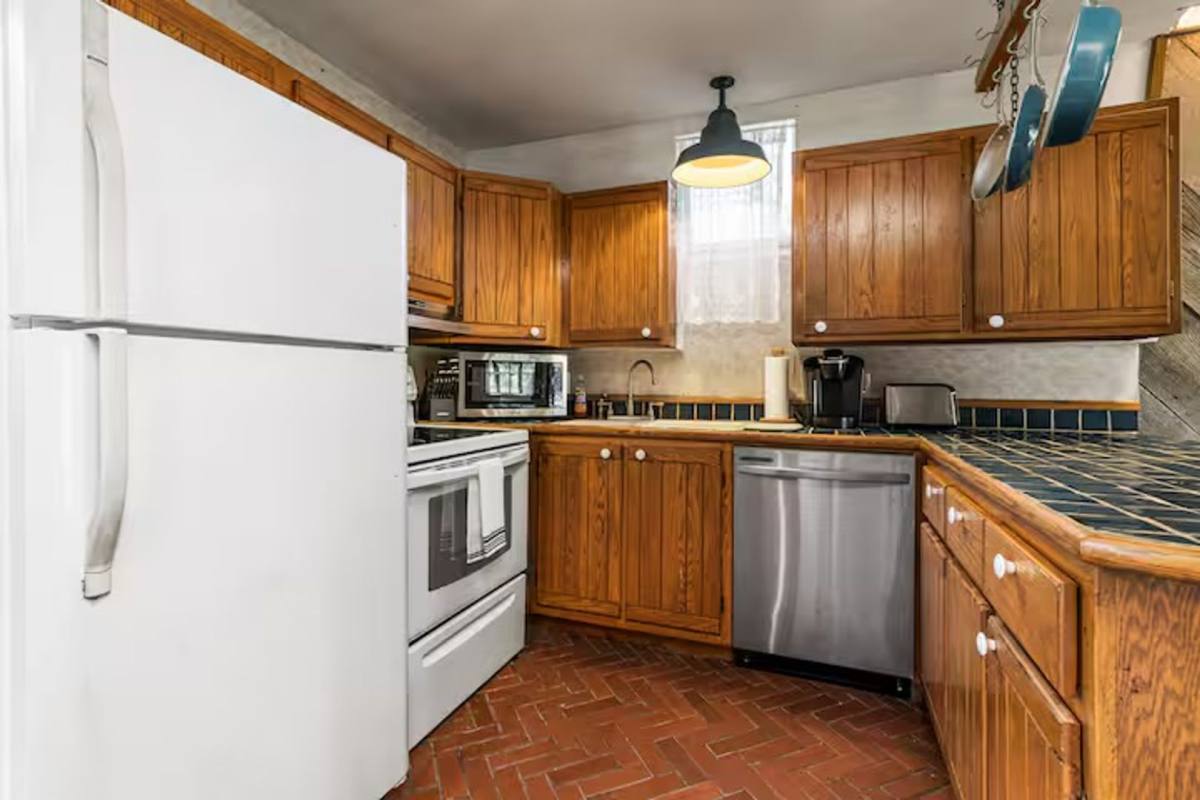 House for rent at 14120 Innerarity Point Rd, Pensacola, FL 32507