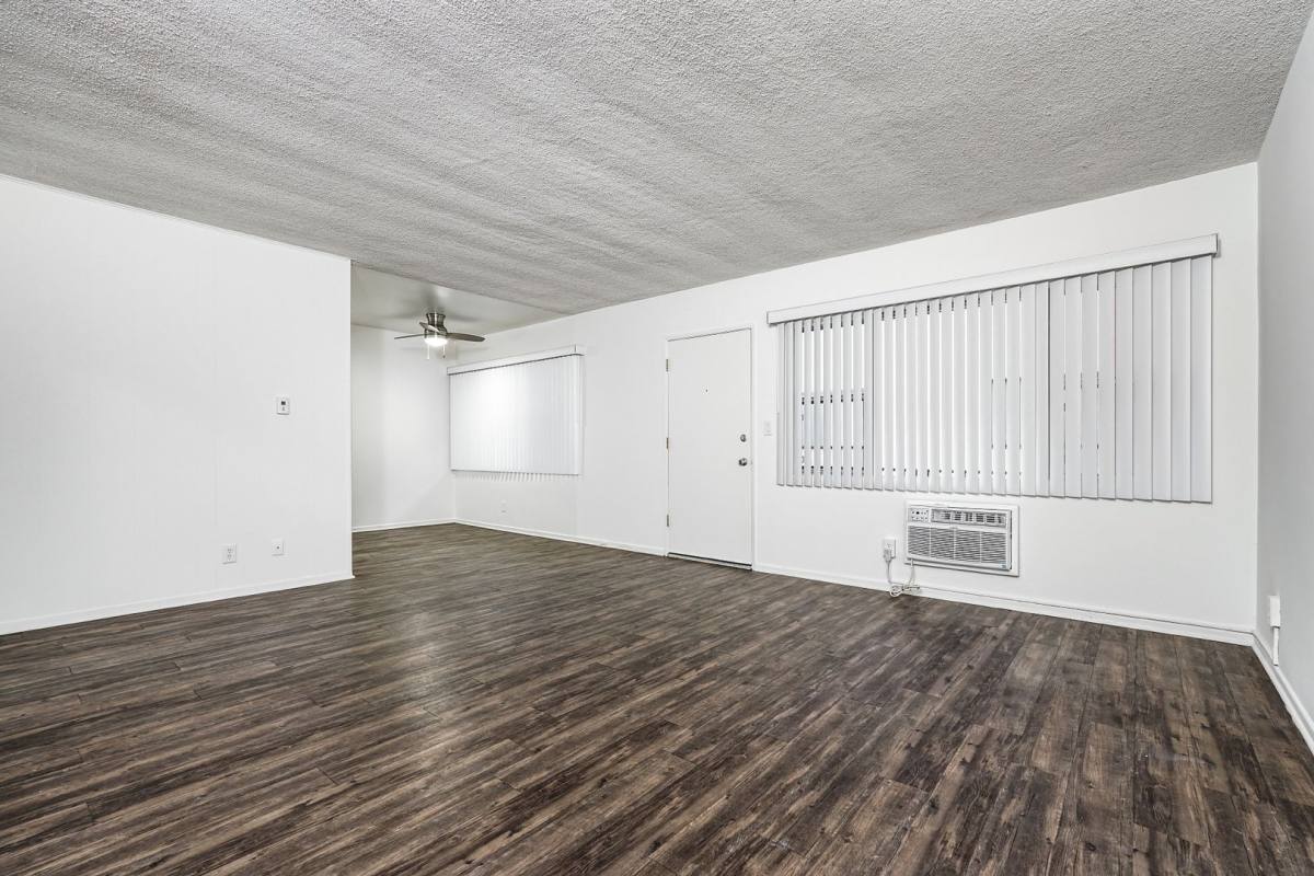 Apartment for rent at 322 W Burchett St, Glendale, CA 91203
