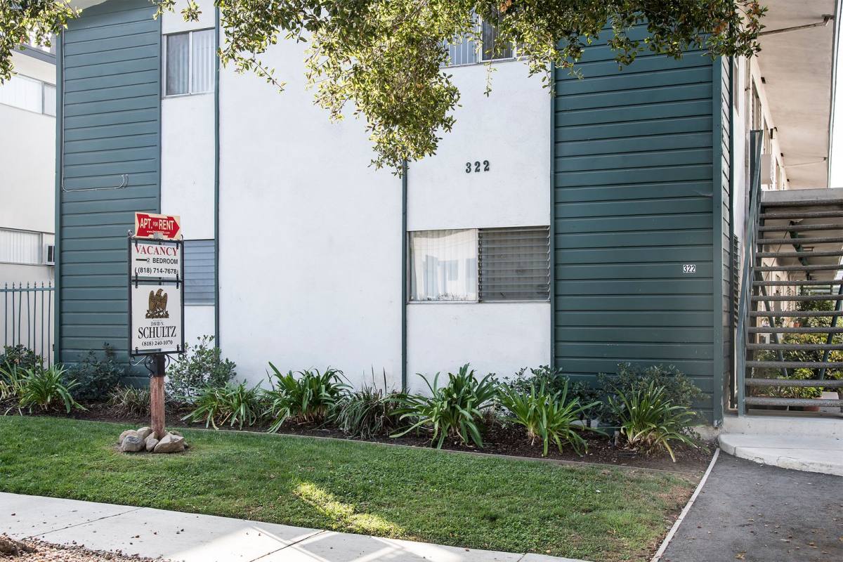 Apartment for rent at 322 W Burchett St, Glendale, CA 91203