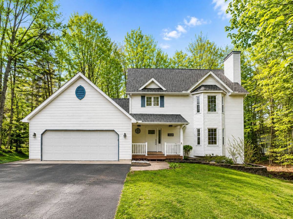 House for rent at 3098 Silver Hills, Traverse City, MI 49684