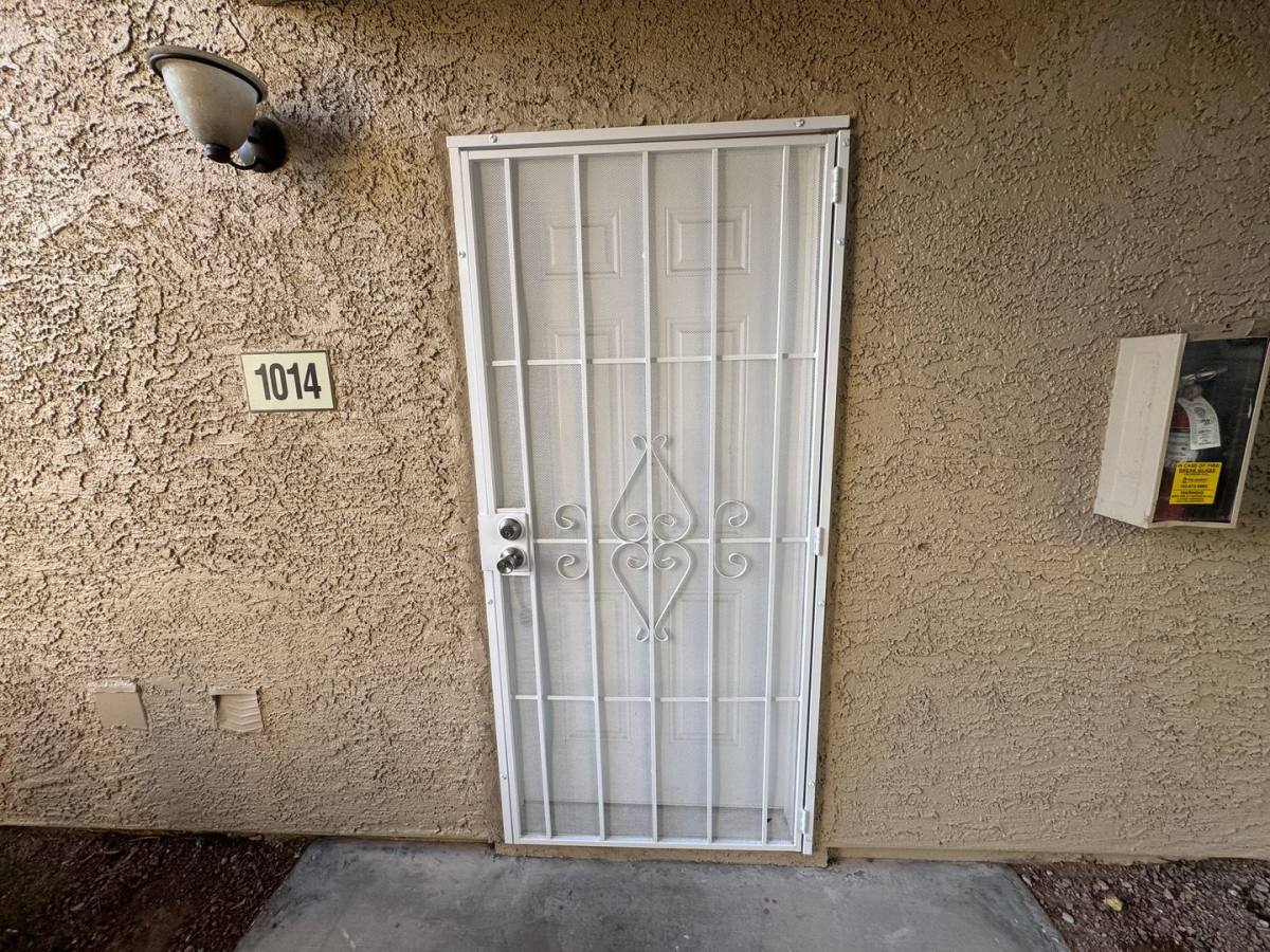 Condo for rent at 7200 Pirates Cove Rd, Las Vegas, NV 89145
