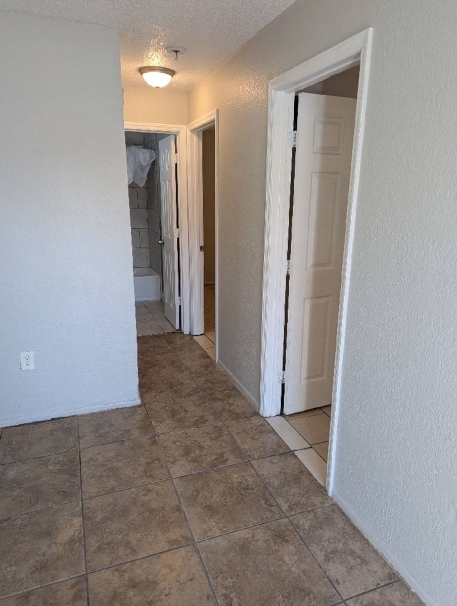 Townhouse for rent at 5609 20th St W, Bradenton, FL 34207